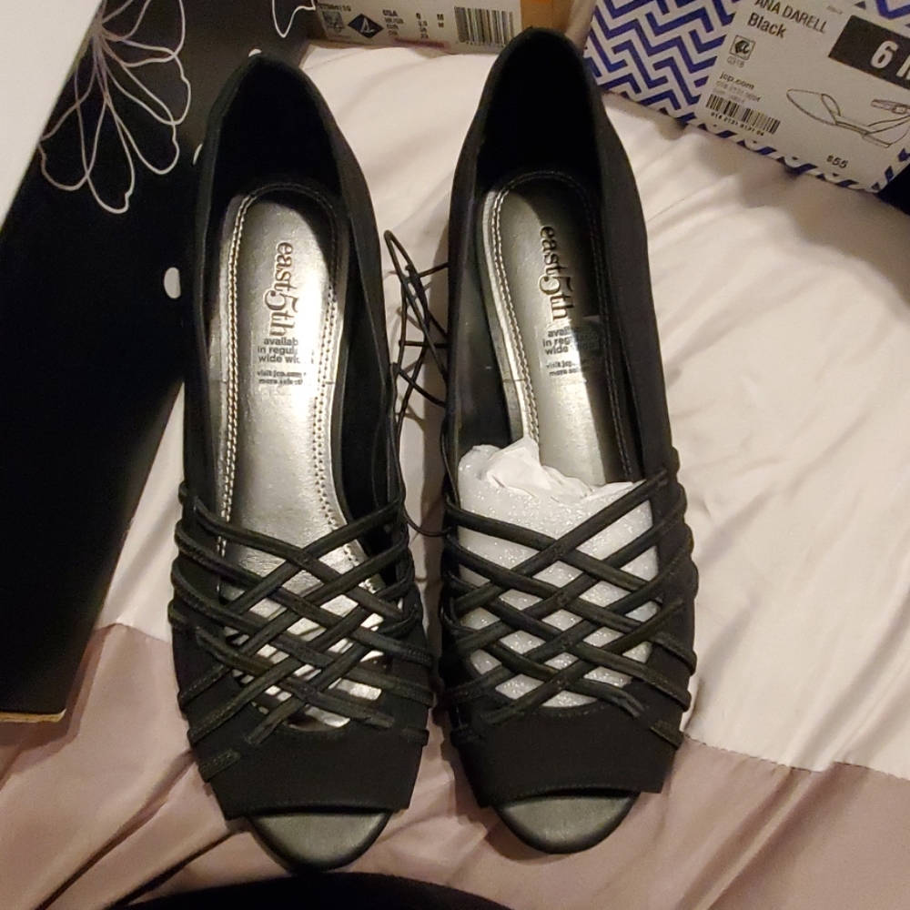 Black flats